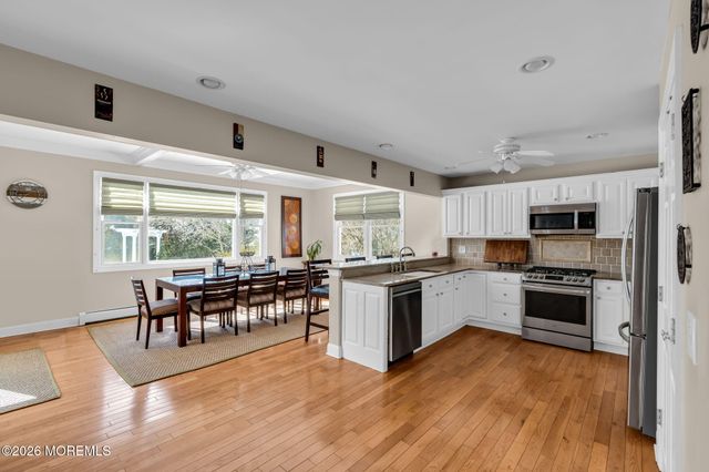 464 Penn Avenue N, Forked River, NJ 08731