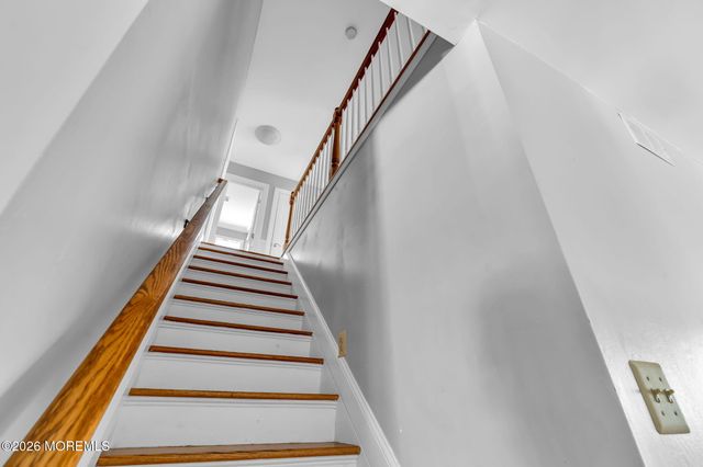 464 Penn Avenue N, Forked River, NJ 08731