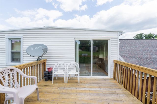 125 Bellevue Ave, West View, PA 15229