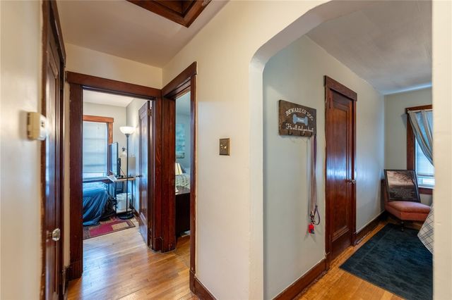 125 Bellevue Ave, West View, PA 15229