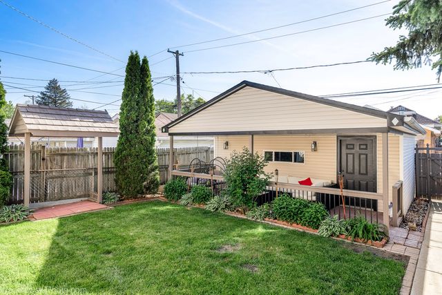 3024 N 76th Avenue, Elmwood Park, IL 60707