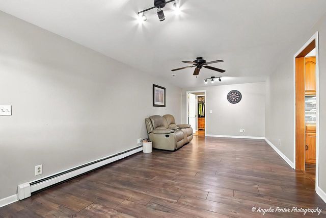 11811 304th AVENUE, Trevor, WI 53179
