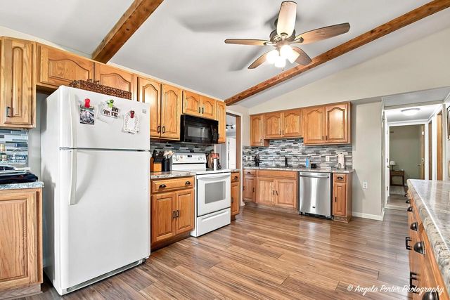 11811 304th AVENUE, Trevor, WI 53179