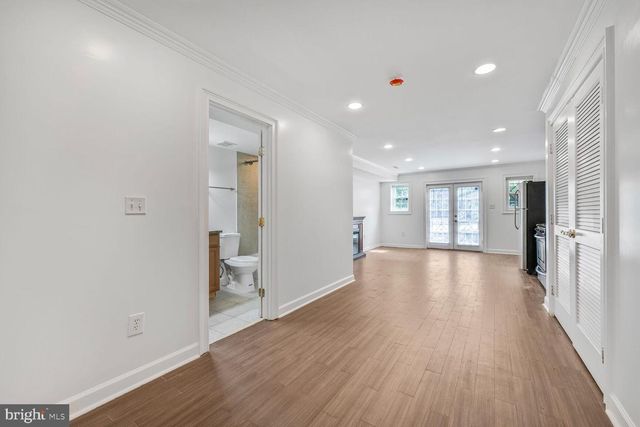 2433 NE 3RD ST NE, Washington, DC 20002