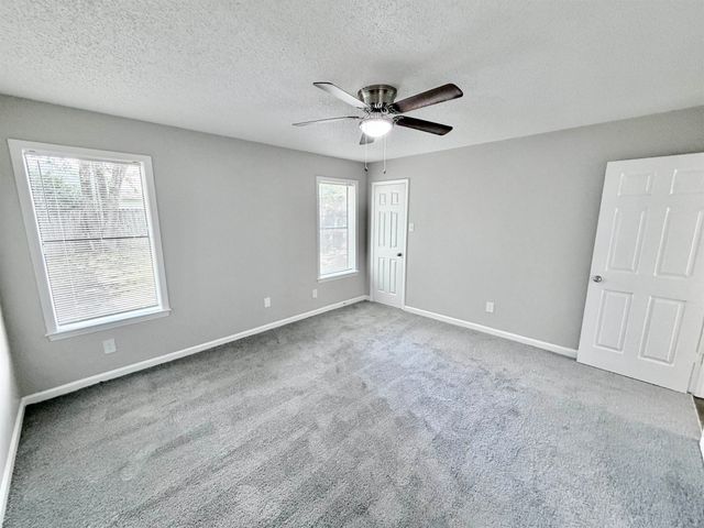 6042 WHISPER VALLEY DR, Memphis, TN 38141