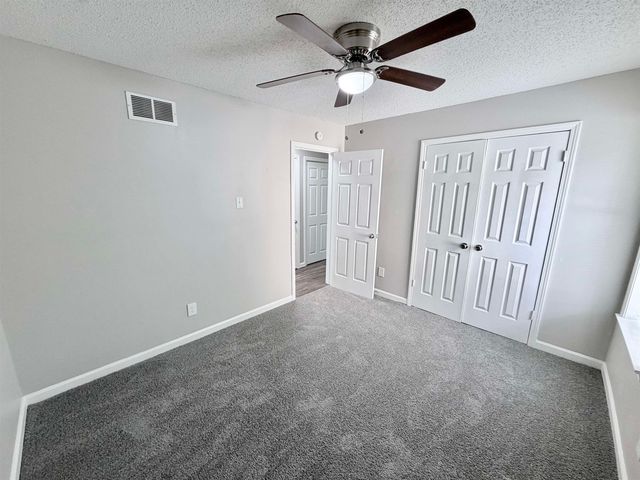 6042 WHISPER VALLEY DR, Memphis, TN 38141