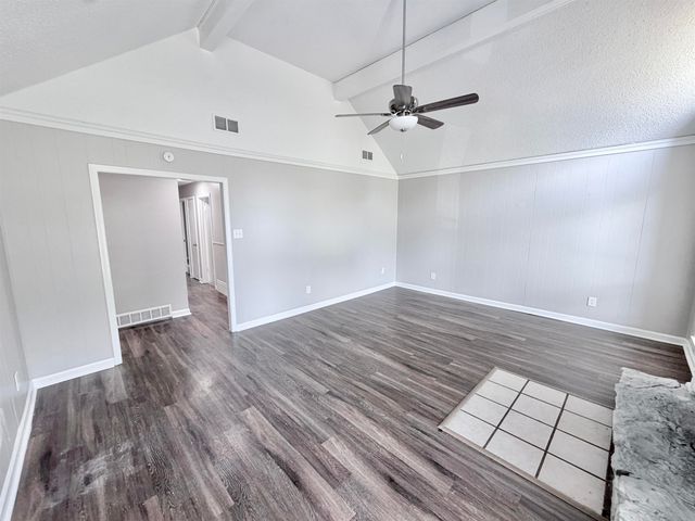 6042 WHISPER VALLEY DR, Memphis, TN 38141