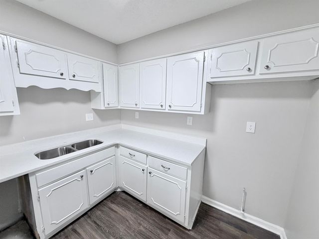 6042 WHISPER VALLEY DR, Memphis, TN 38141