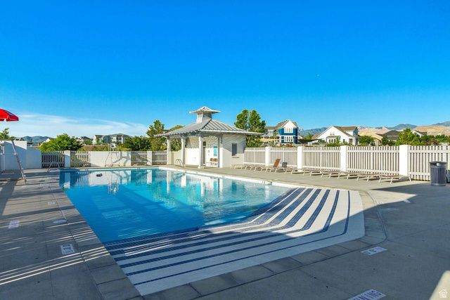 10623 S OZARKS DR, South Jordan, UT 84009