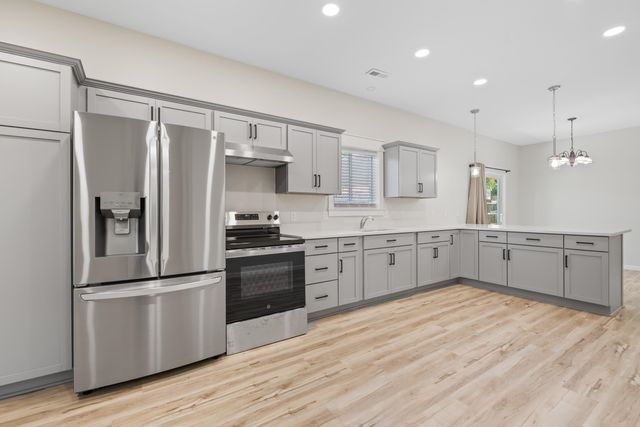 3102 N Mascot Ave, Wichita, KS 67204