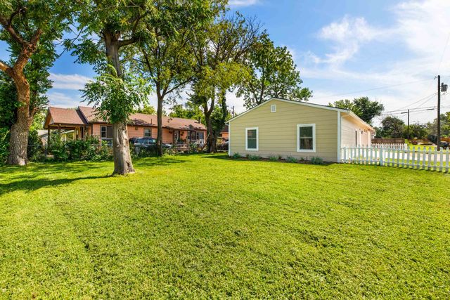 3102 N Mascot Ave, Wichita, KS 67204