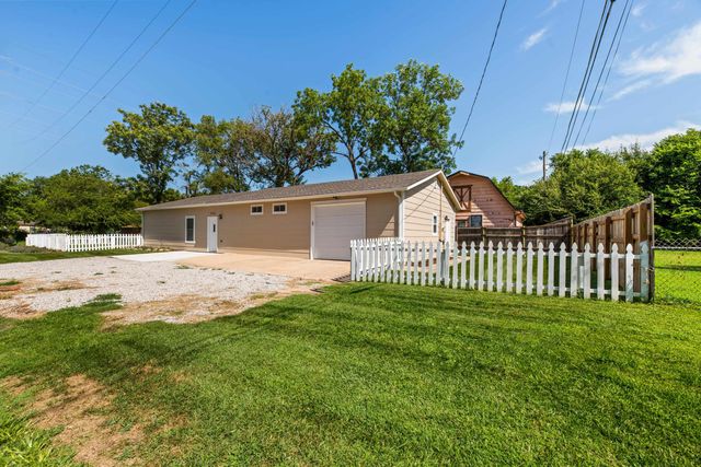 3102 N Mascot Ave, Wichita, KS 67204