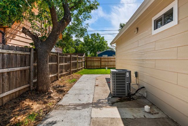 3102 N Mascot Ave, Wichita, KS 67204