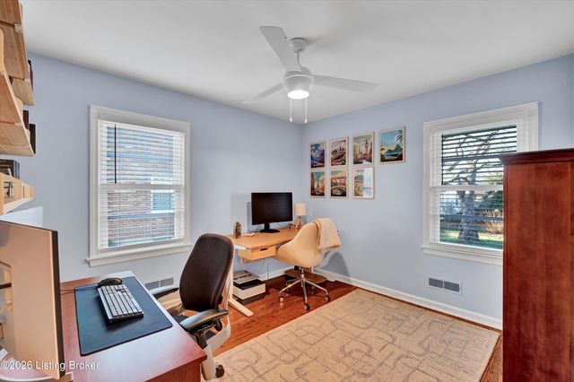 814 Beechwood Rd, Louisville, KY 40207