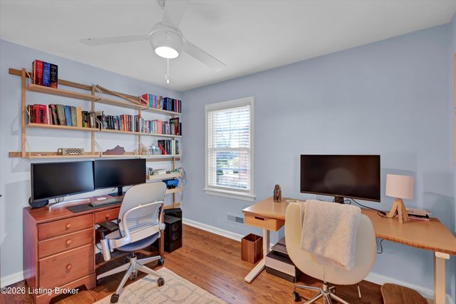 814 Beechwood Rd, Louisville, KY 40207