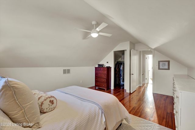 814 Beechwood Rd, Louisville, KY 40207