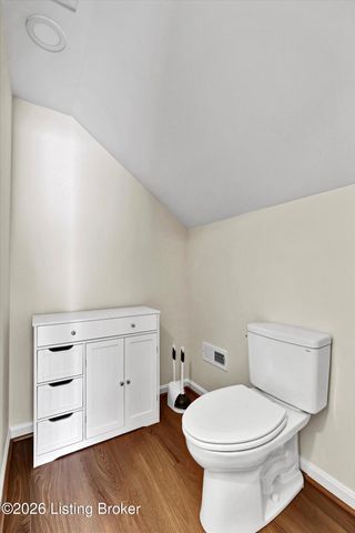 814 Beechwood Rd, Louisville, KY 40207