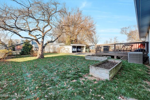 814 Beechwood Rd, Louisville, KY 40207