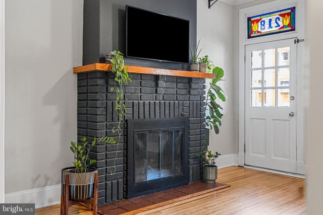 218 W SOUTH ST, Frederick, MD 21701