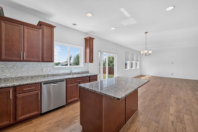 180 Caraway Place, Sun Prairie, WI 53590