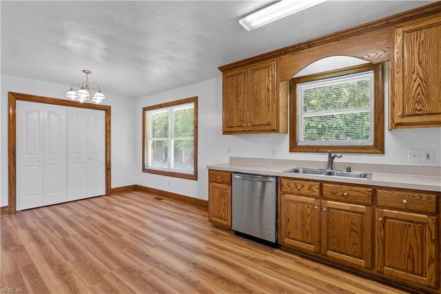 113 Spivey Farm LN, Suffolk, VA 23438