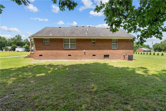 113 Spivey Farm LN, Suffolk, VA 23438