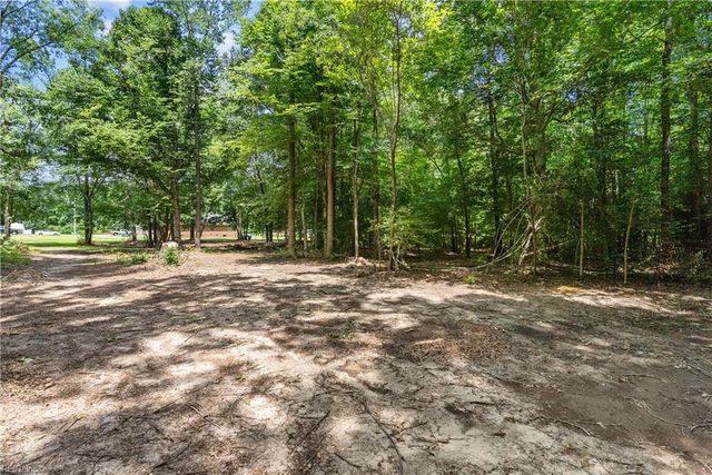 113 Spivey Farm LN, Suffolk, VA 23438
