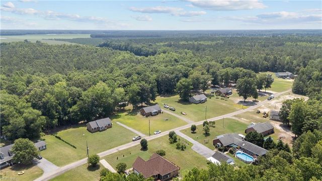 113 Spivey Farm LN, Suffolk, VA 23438