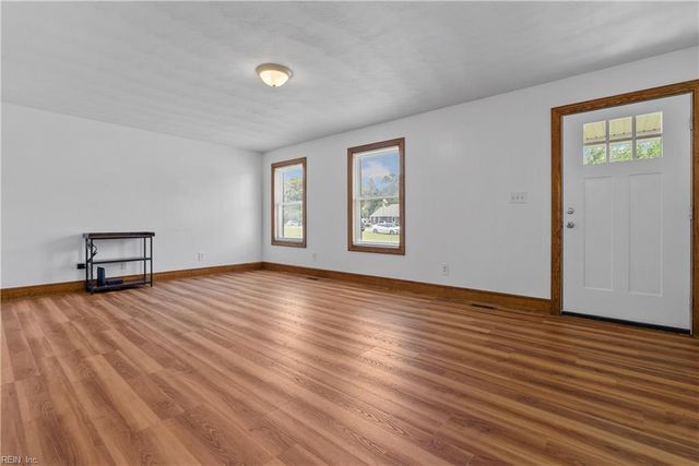 113 Spivey Farm LN, Suffolk, VA 23438