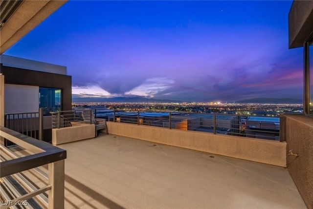 2260 Sunrise Ridge Court, Henderson, NV 89052