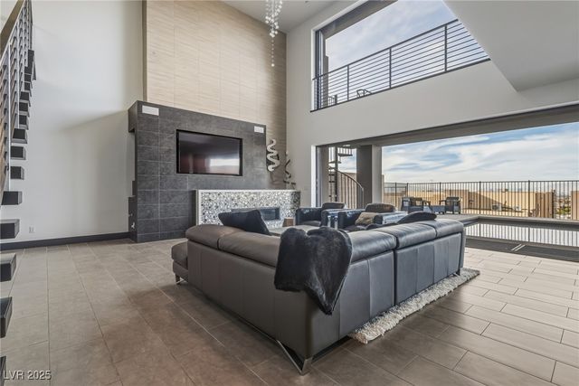 2260 Sunrise Ridge Court, Henderson, NV 89052