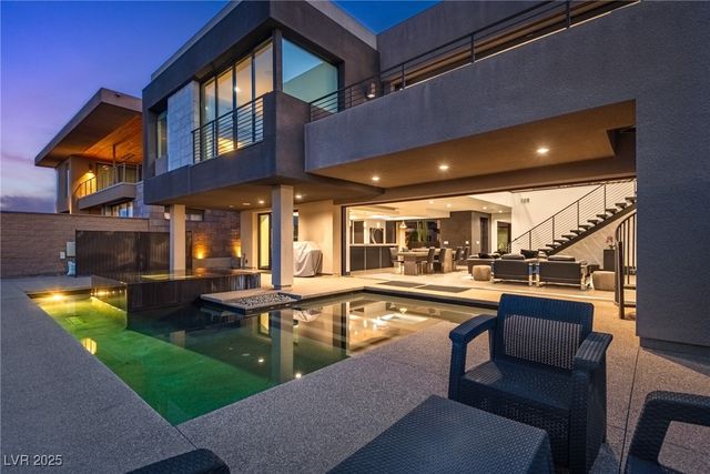 2260 Sunrise Ridge Court, Henderson, NV 89052