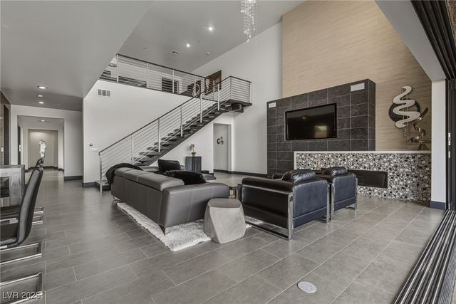 2260 Sunrise Ridge Court, Henderson, NV 89052