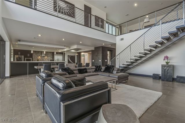 2260 Sunrise Ridge Court, Henderson, NV 89052