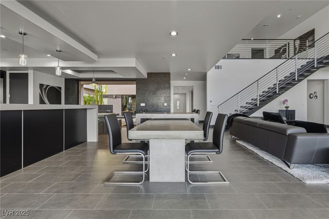 2260 Sunrise Ridge Court, Henderson, NV 89052