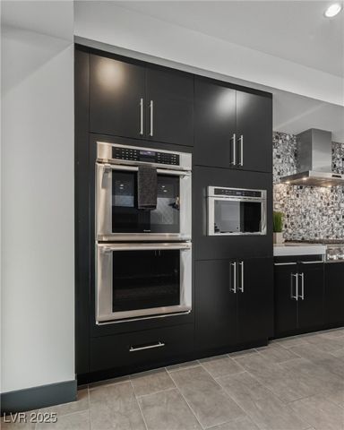 2260 Sunrise Ridge Court, Henderson, NV 89052