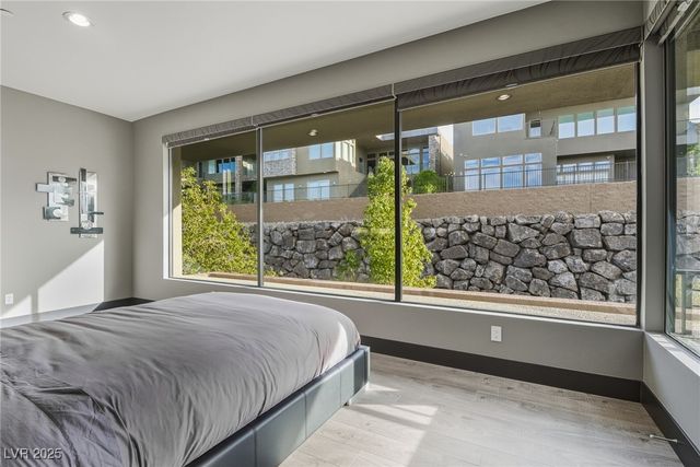 2260 Sunrise Ridge Court, Henderson, NV 89052