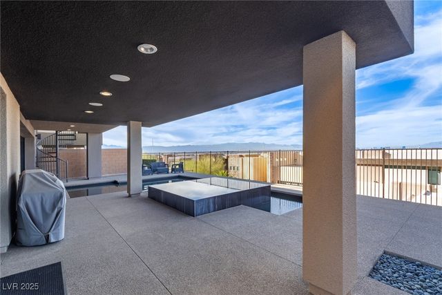 2260 Sunrise Ridge Court, Henderson, NV 89052