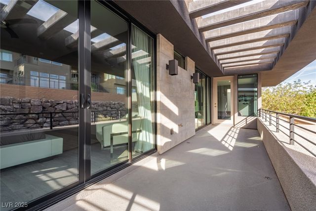 2260 Sunrise Ridge Court, Henderson, NV 89052