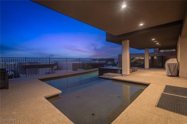 2260 Sunrise Ridge Court, Henderson, NV 89052