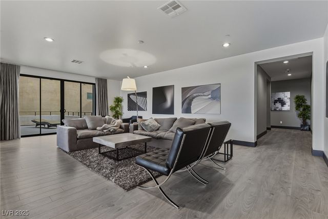 2260 Sunrise Ridge Court, Henderson, NV 89052