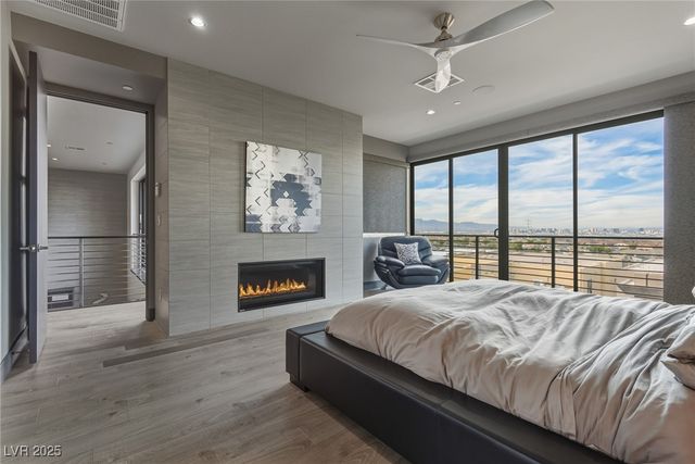 2260 Sunrise Ridge Court, Henderson, NV 89052