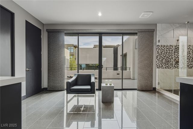 2260 Sunrise Ridge Court, Henderson, NV 89052