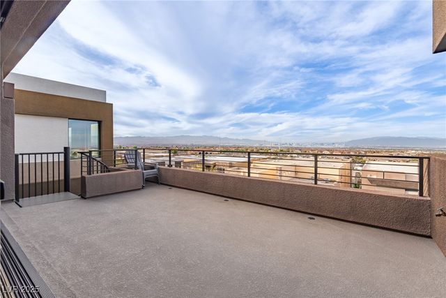 2260 Sunrise Ridge Court, Henderson, NV 89052