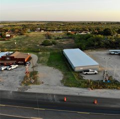 3216 W Walker Street, Breckenridge, TX 76424