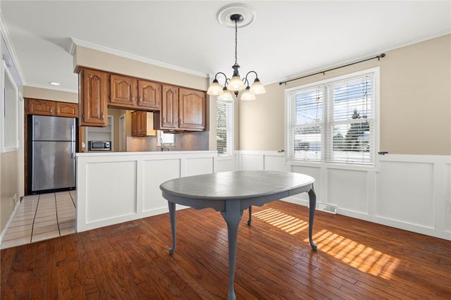 54 Alys Drive East, Cheektowaga, NY 14043