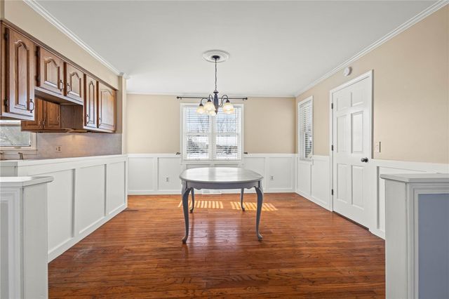 54 Alys Drive East, Cheektowaga, NY 14043