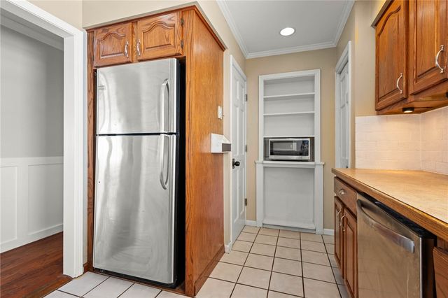 54 Alys Drive East, Cheektowaga, NY 14043