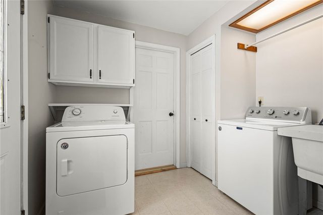 54 Alys Drive East, Cheektowaga, NY 14043