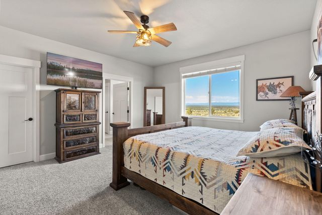 16384 SW Grandview Road, Powell Butte, OR 97753